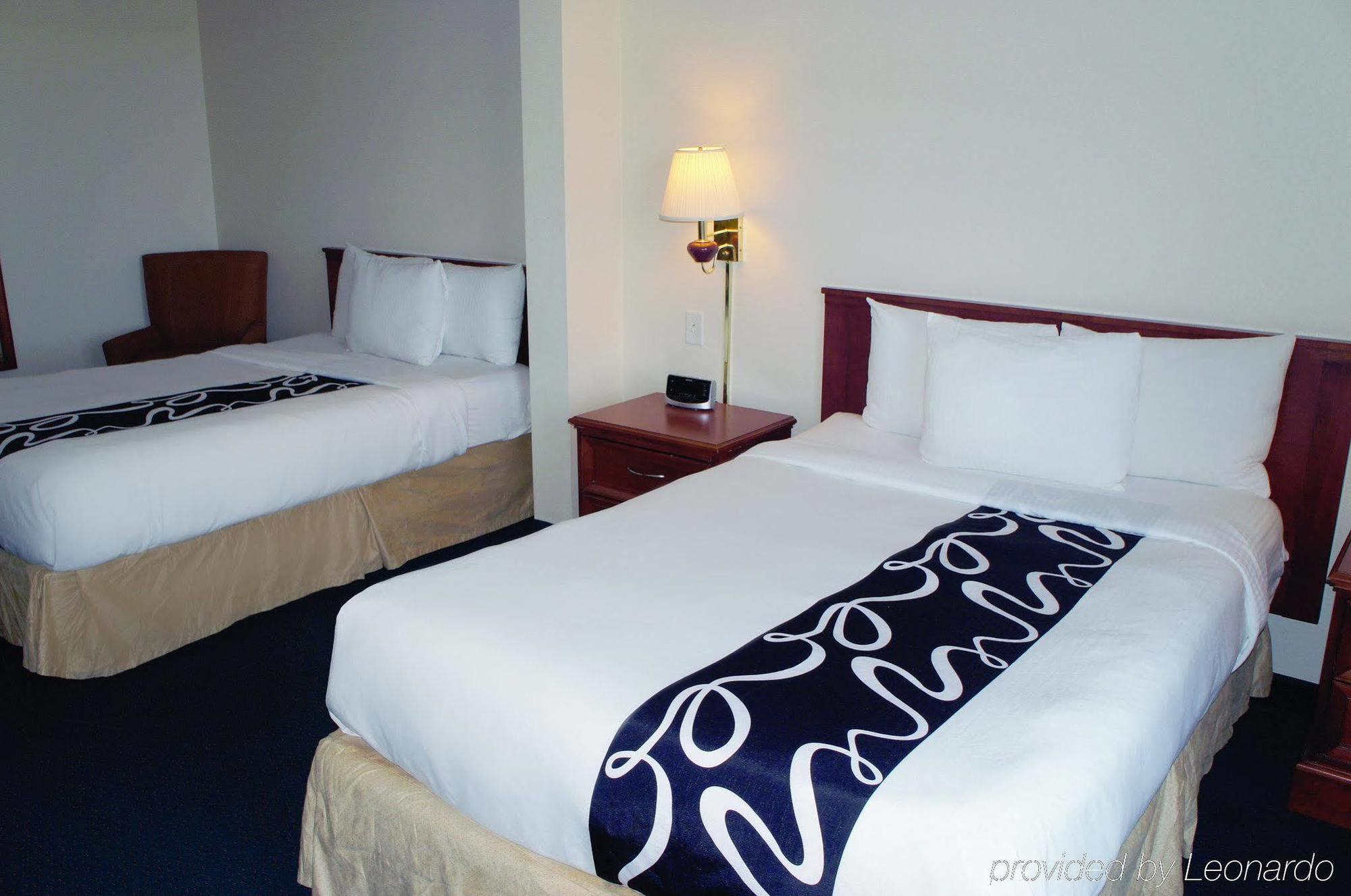 Hotel La Quinta By Wyndham Omaha Airport Downtown à Carter Lake Extérieur photo