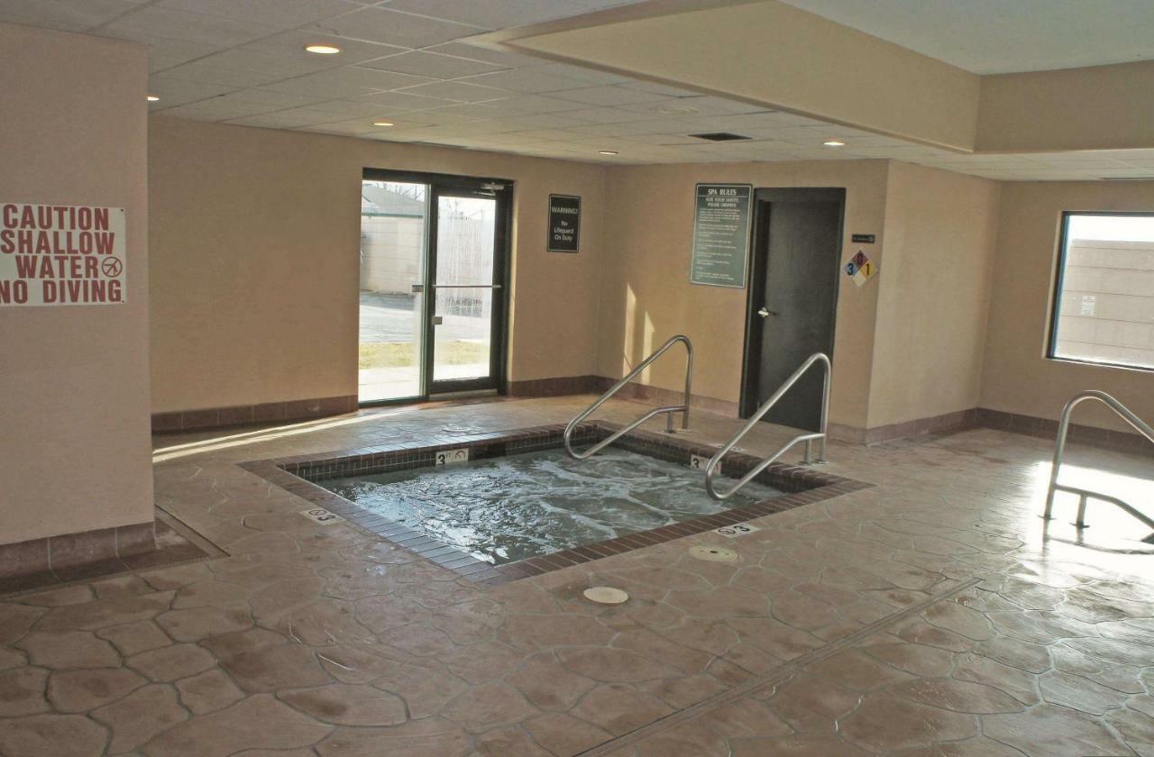 Hotel La Quinta By Wyndham Omaha Airport Downtown à Carter Lake Extérieur photo