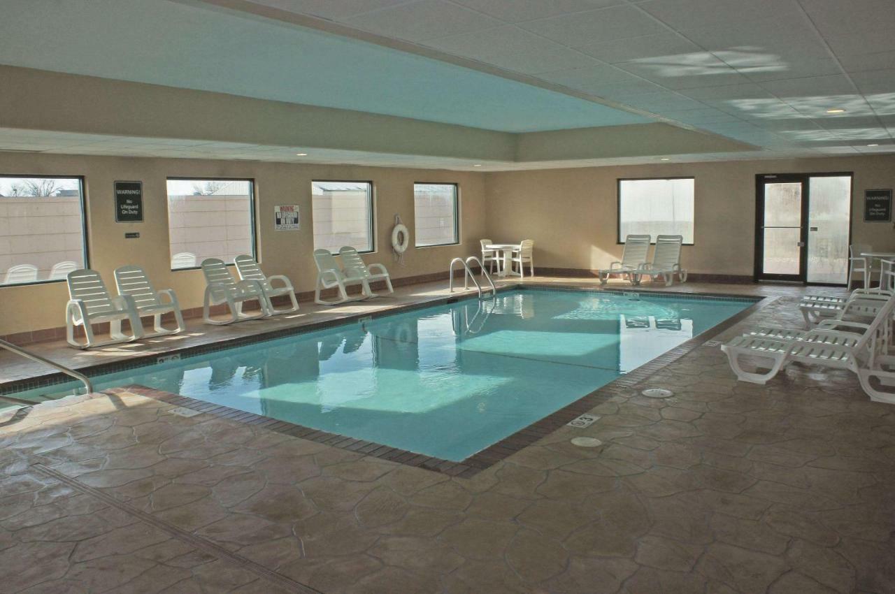 Hotel La Quinta By Wyndham Omaha Airport Downtown à Carter Lake Extérieur photo