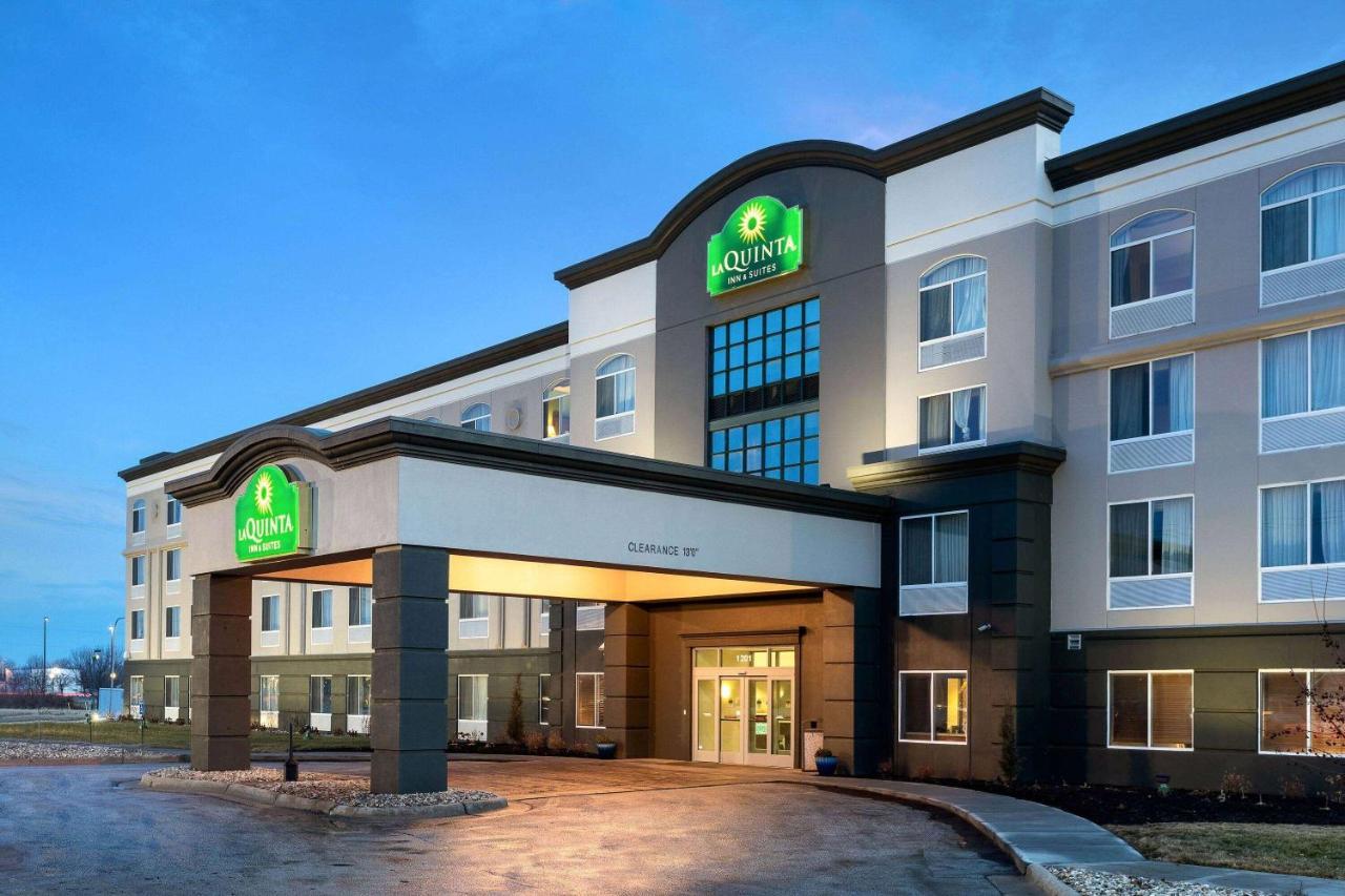 Hotel La Quinta By Wyndham Omaha Airport Downtown à Carter Lake Extérieur photo